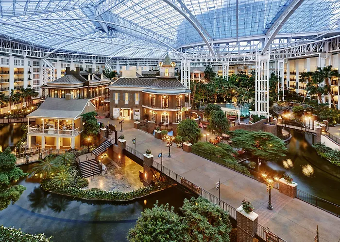 Airport Hotel: Gaylord Opryland Resort & Convention Center