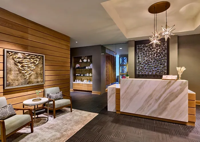 Airport Hotel: Omni Nashville Hotel